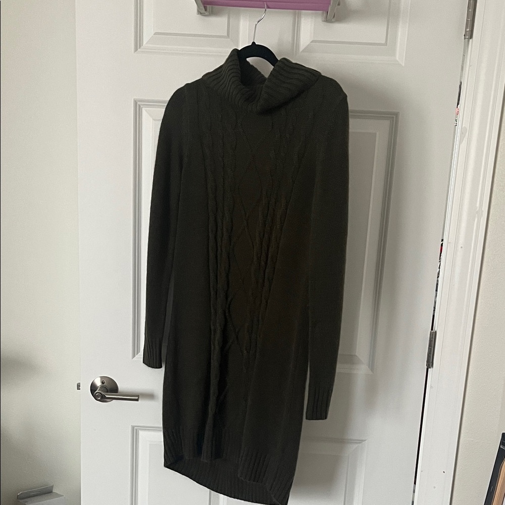 Iz Byer Dark Green Cowl Neck Sweater